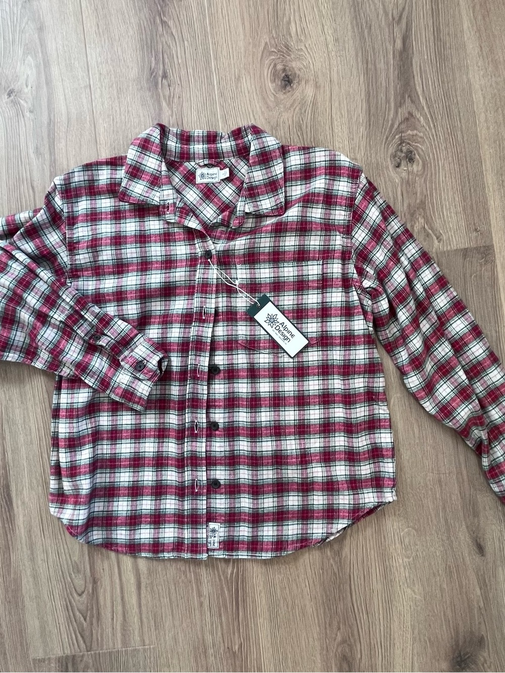 Plaid Button-Up Shirt in Red and White